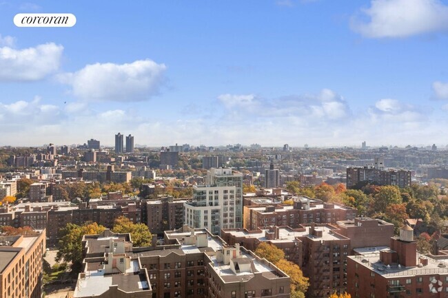 Building Photo - 3333 Henry Hudson Pkwy W Rental