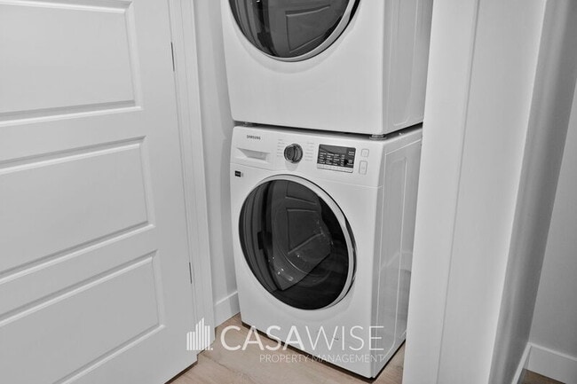 Photo - 8023 Cedric Mah Rd