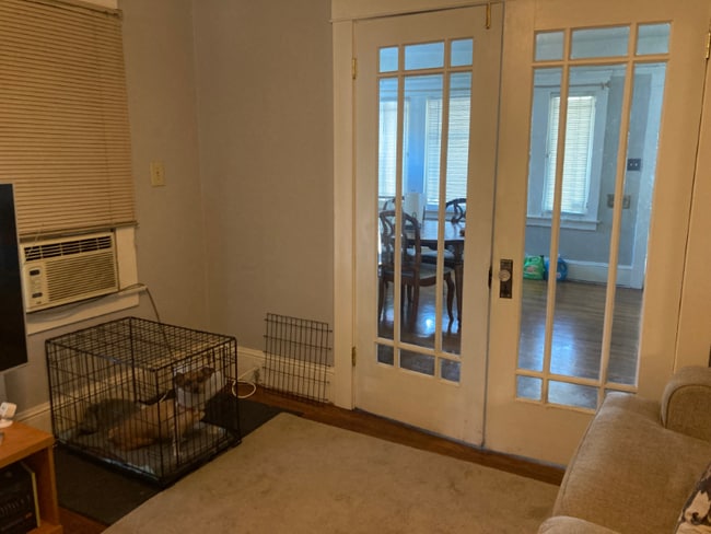 Photo - 1539 W Willow St