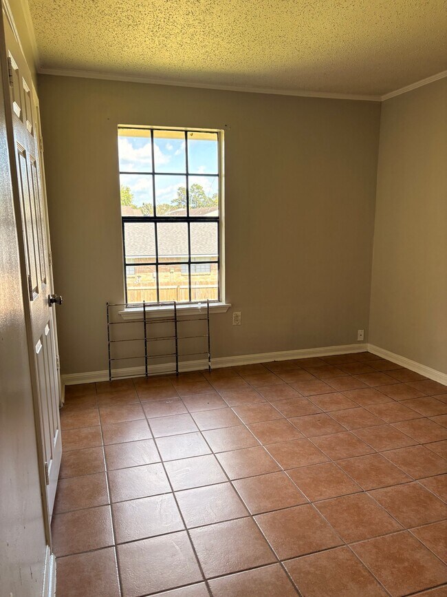 1510 La Annie Dr Unit 4
