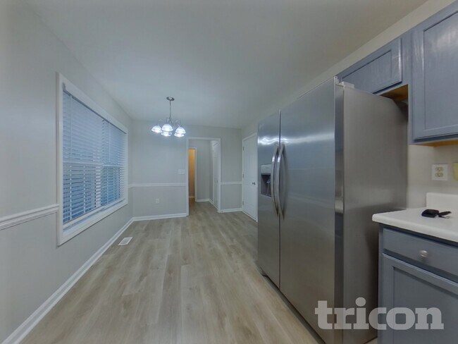 Photo - 150 Whetstone Way