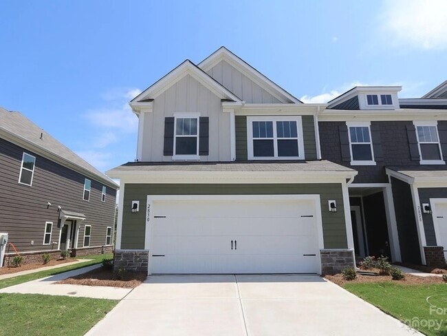 Building Photo - Spacious and modern home featuring 3 bedro...