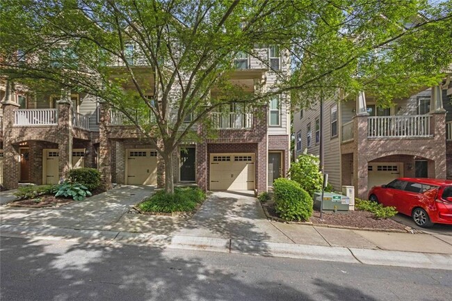 Photo - 817 Commonwealth Ave SE Townhome