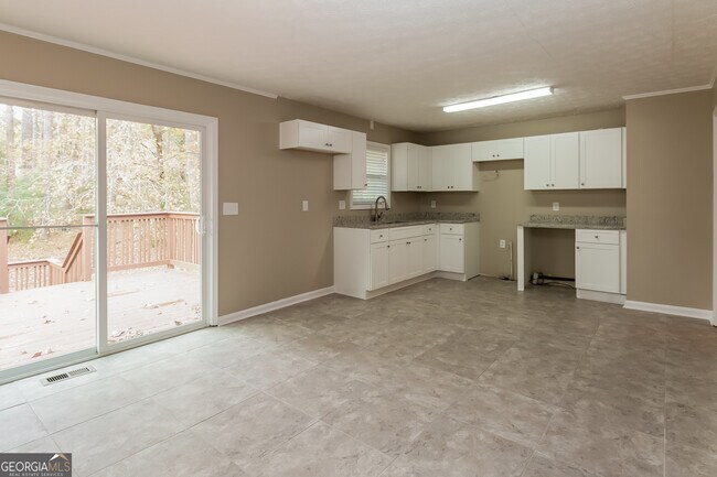 Photo - 8295 Englewood Trail