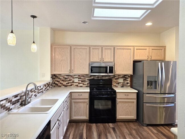 Photo - 2545 Springville Way