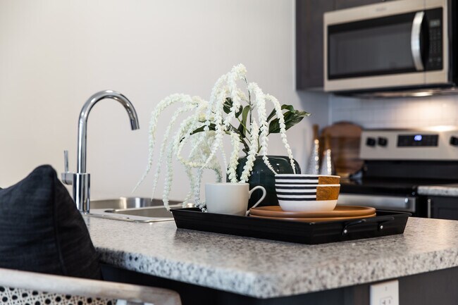 Photo - 197 Hespeler Rd