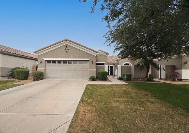 Photo - 114 E Bernie Ln