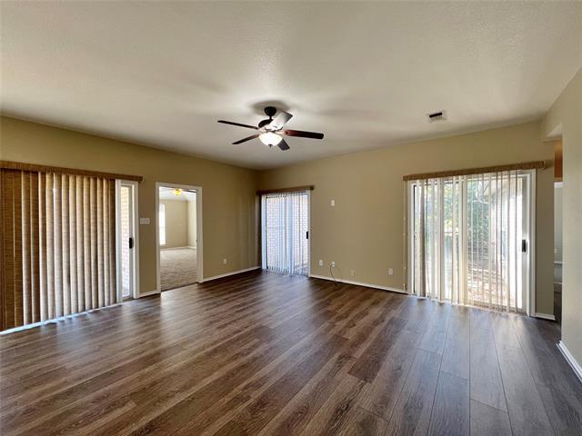 Photo - 507 W Baylor St