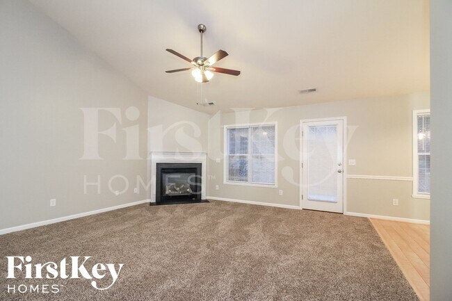 Photo - 4040 Creekside Ct