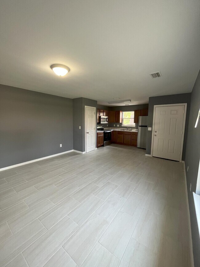 Photo - 19 Park Cir SE Unit D