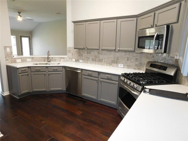 Photo - 651 Columbine Ave