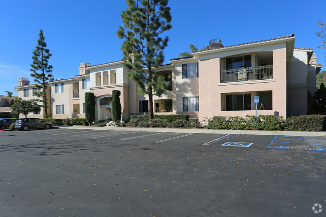 Aventine at Aliso Viejo Apartments For Rent in Aliso Viejo, CA ...