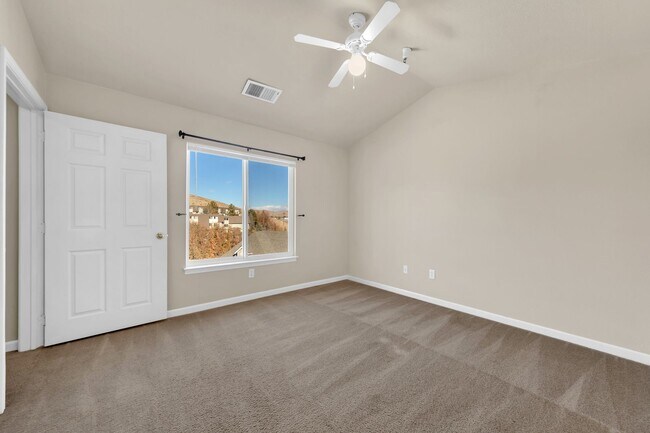 Photo - 3bed, 3bath 1164 sft appartment, W/D inclu... Unidad 131