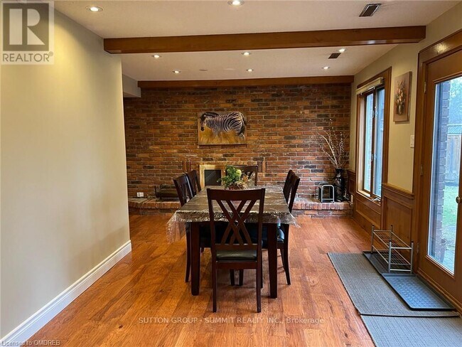Photo - 2287 Duncaster Dr