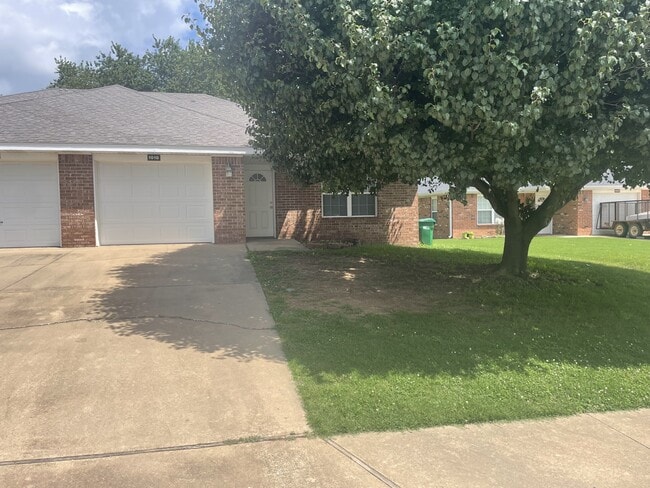 Photo - 1010 Leigh St Townhome