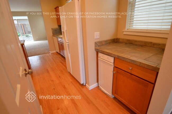 Photo - 18512 112th Ave E