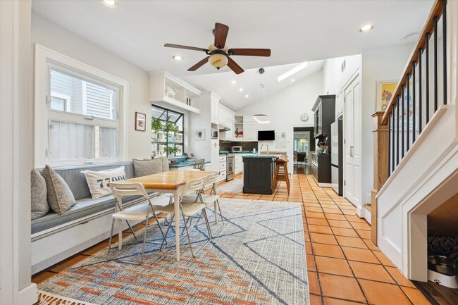 Building Photo - 3103 Norhill Blvd