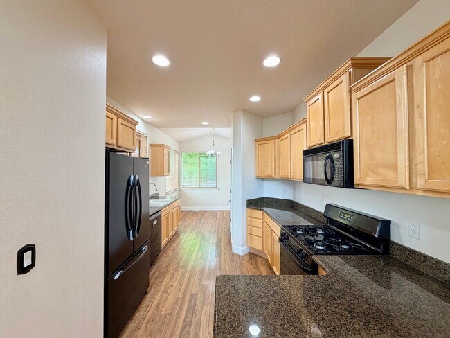 Photo - 13760 SW Mapleview Ln
