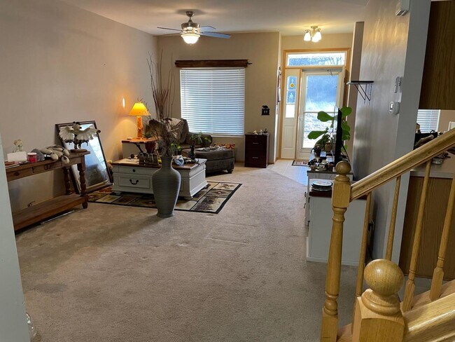 Photo - 724 County Line Rd Unit 724