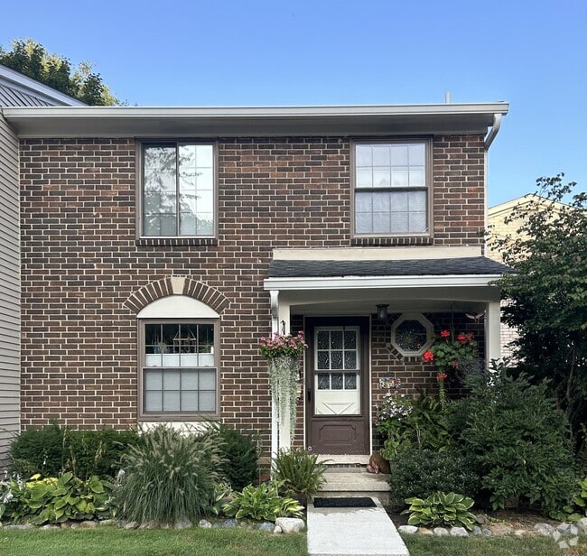 Building Photo - 1787 Sheffield Dr Rental
