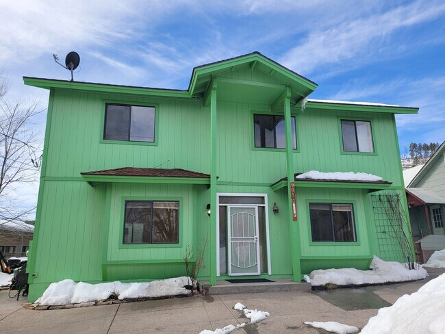 Building Photo - R903C Unit 2