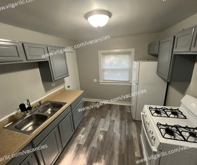 Photo - 6065 E 6th Pl