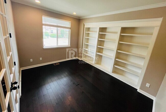 Photo - 550 Gallegos Cir