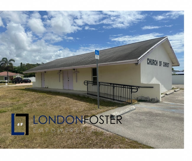 Building Photo - 18301 SW 107th Ave Rental