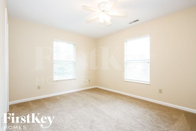 Photo - 7228 Village Oaks Dr