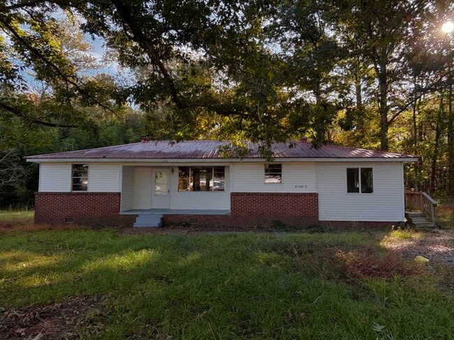 Building Photo - 45 Union Rd