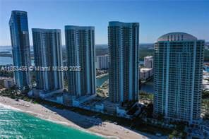 Building Photo - 16001 Collins Ave Rental