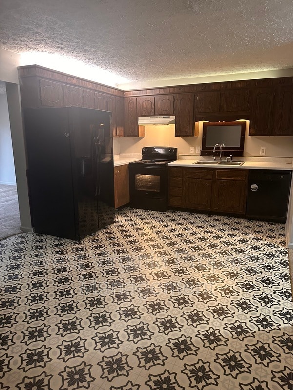 Photo - 184 Wyndale Dr