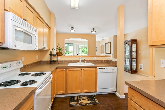 Photo - 2009 196th St SE Unidad D202