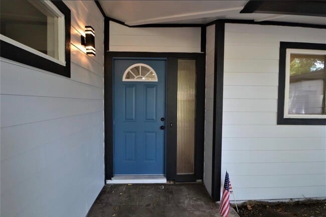 Photo - 4829 Waycross Dr