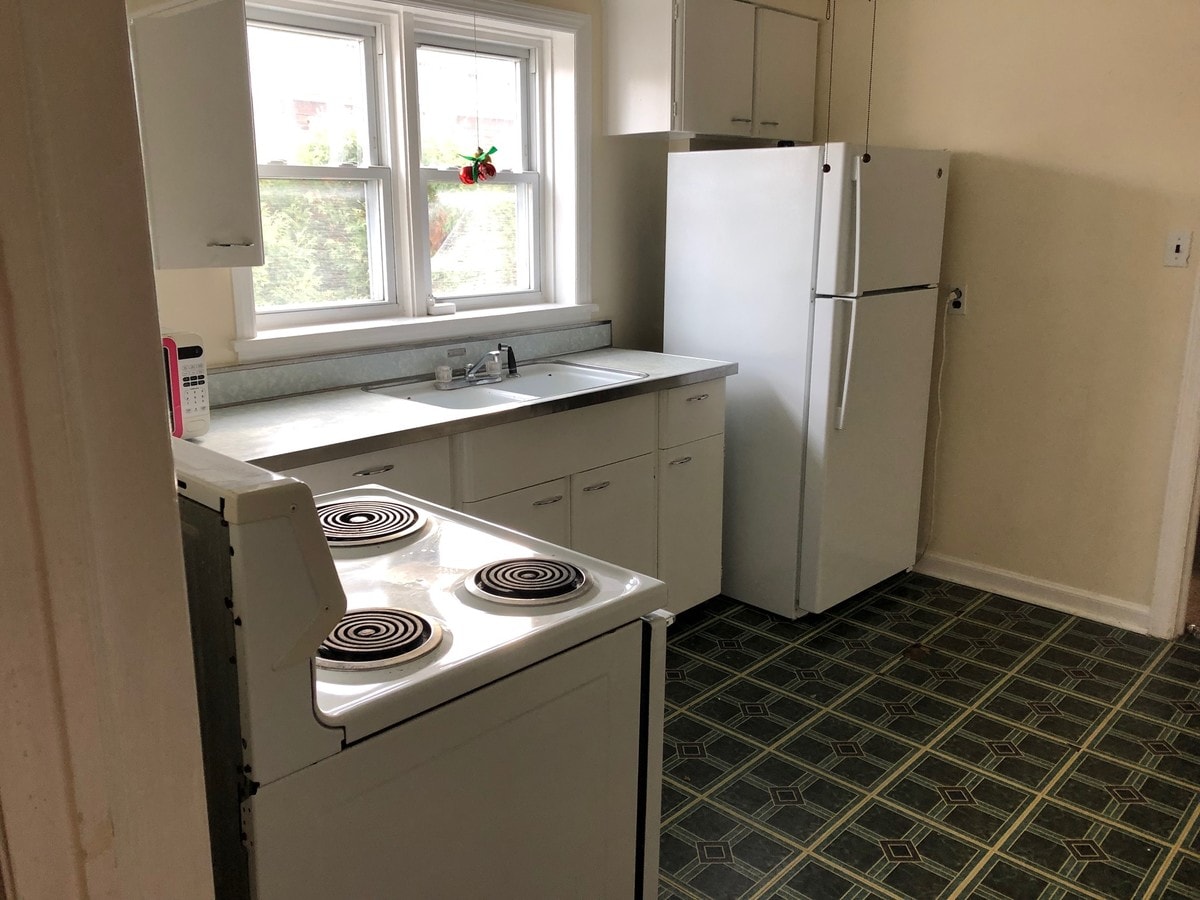 Photo - 211 S Green St Unit 1