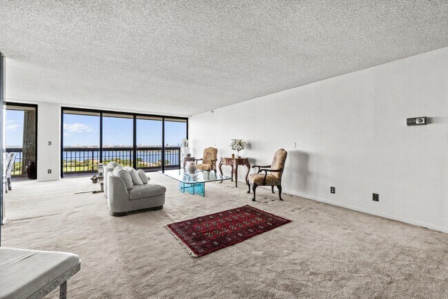 Photo - 1900 Consulate Pl Unit 2001