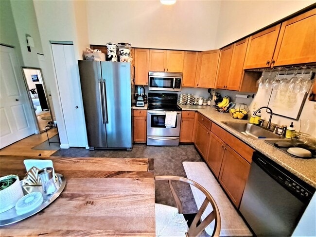 Photo - 49 Cedar St Unidad 1 Rear