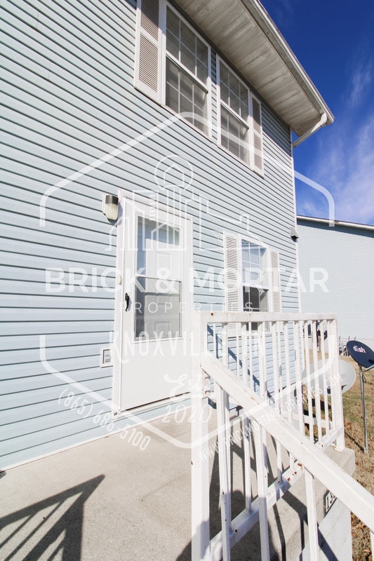 Photo - 130 N 6th St