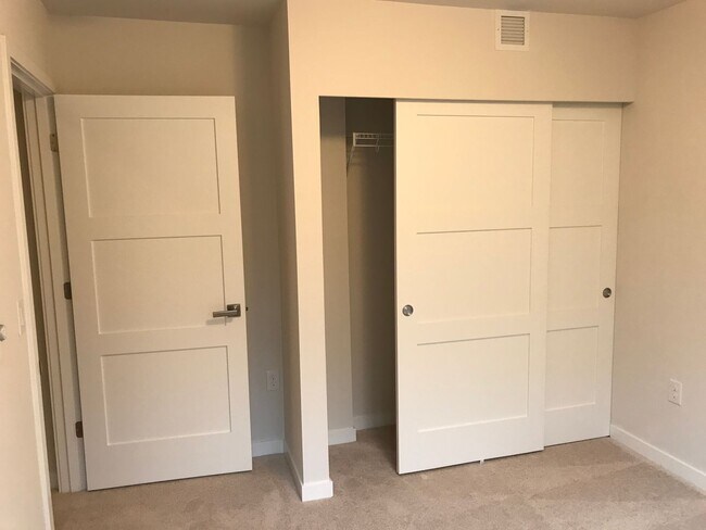 Photo - Newer 2 bed / 2.5 bath condo in Bryant Hei... Unit 219