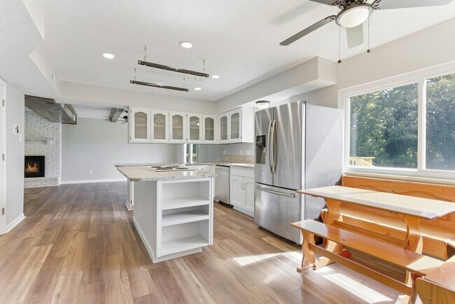 Photo - 10118 Lonesome Pine Dr