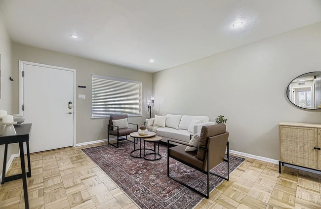 Photo - 3040 S Forest St