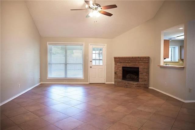 Photo - 1229 Colony St