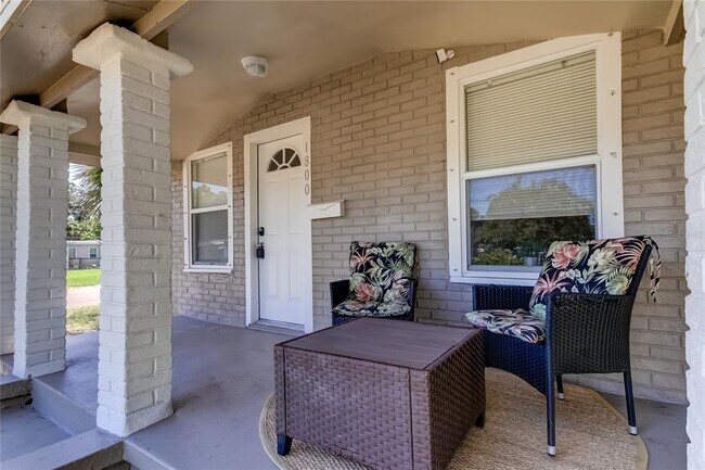 Photo - 1800 12th Ave S