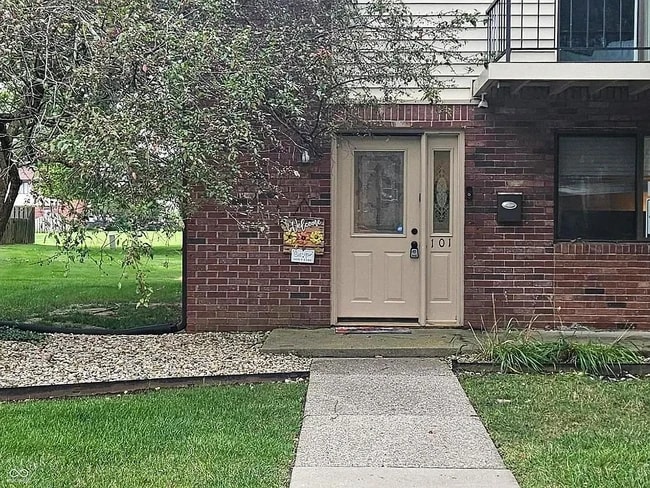 Building Photo - 101 Greenwood Trl N Unit 101 Rental