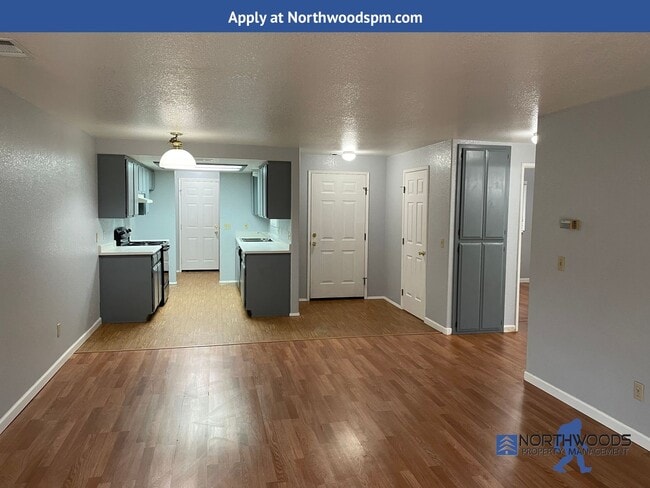 Photo - Nice 2 Bedroom 1 Bathroom Duplex-Grants Pass