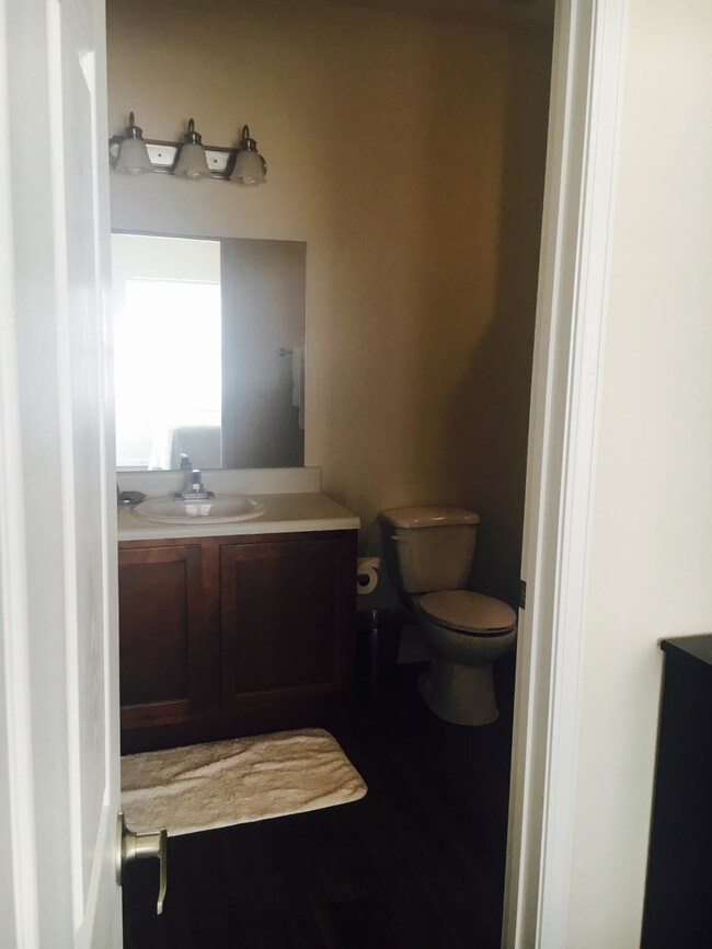 Buchanan Way Apartments - Buchanan Way Apartments