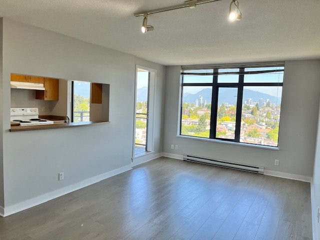 3660 Vanness Av Unit Circa 15