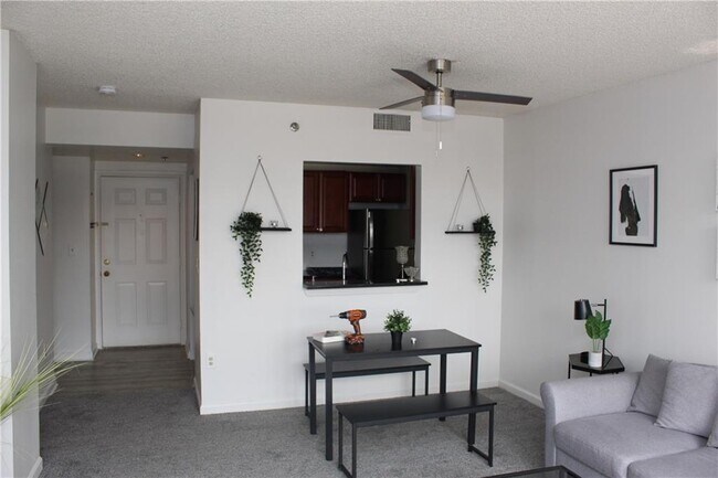 Photo - 1280 W Peachtree St NE Unit 1011