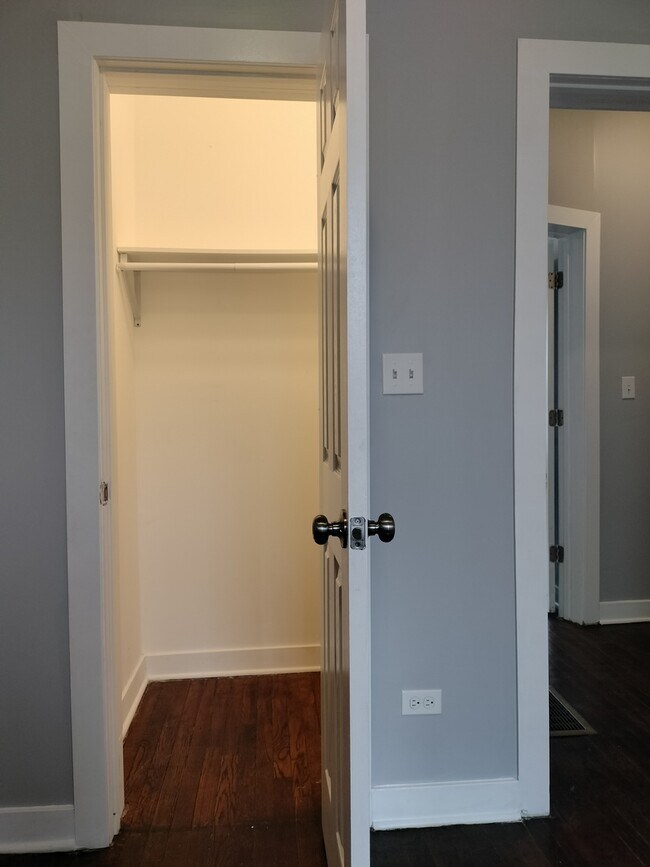 Photo - 1415 W 66th St