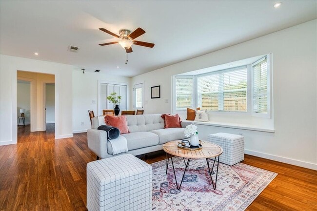 Photo - 2505 Riddle Rd